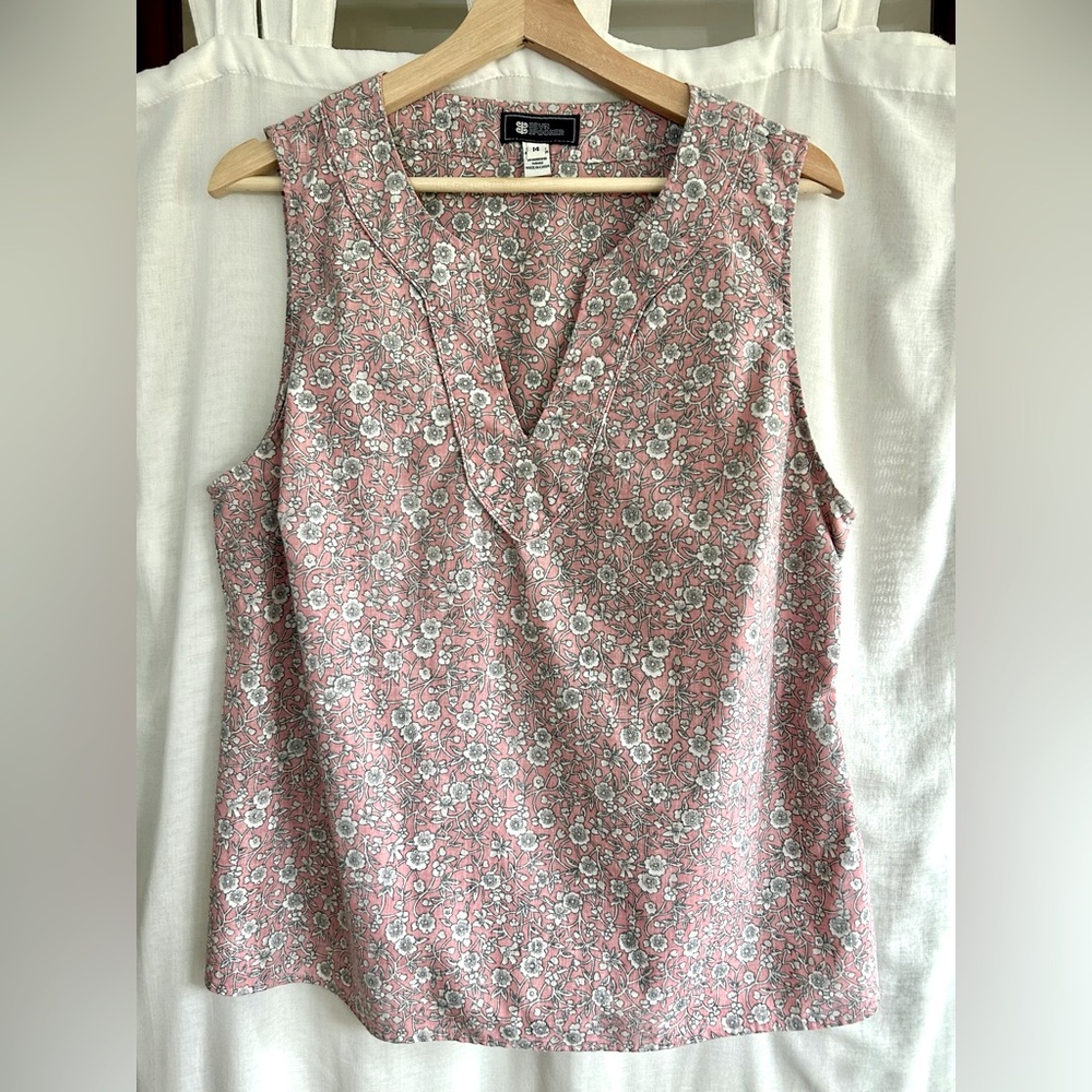 Reyn Spooner sleeveless top, EUC
